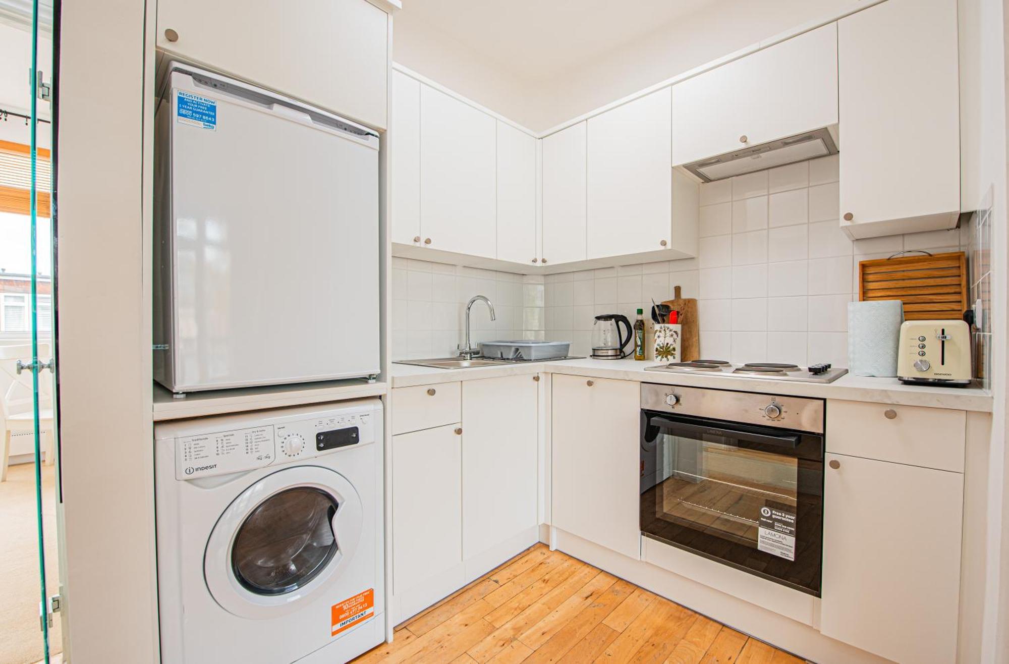 Stylish Flat Near Kensington With Spacious Balcony Appartamento