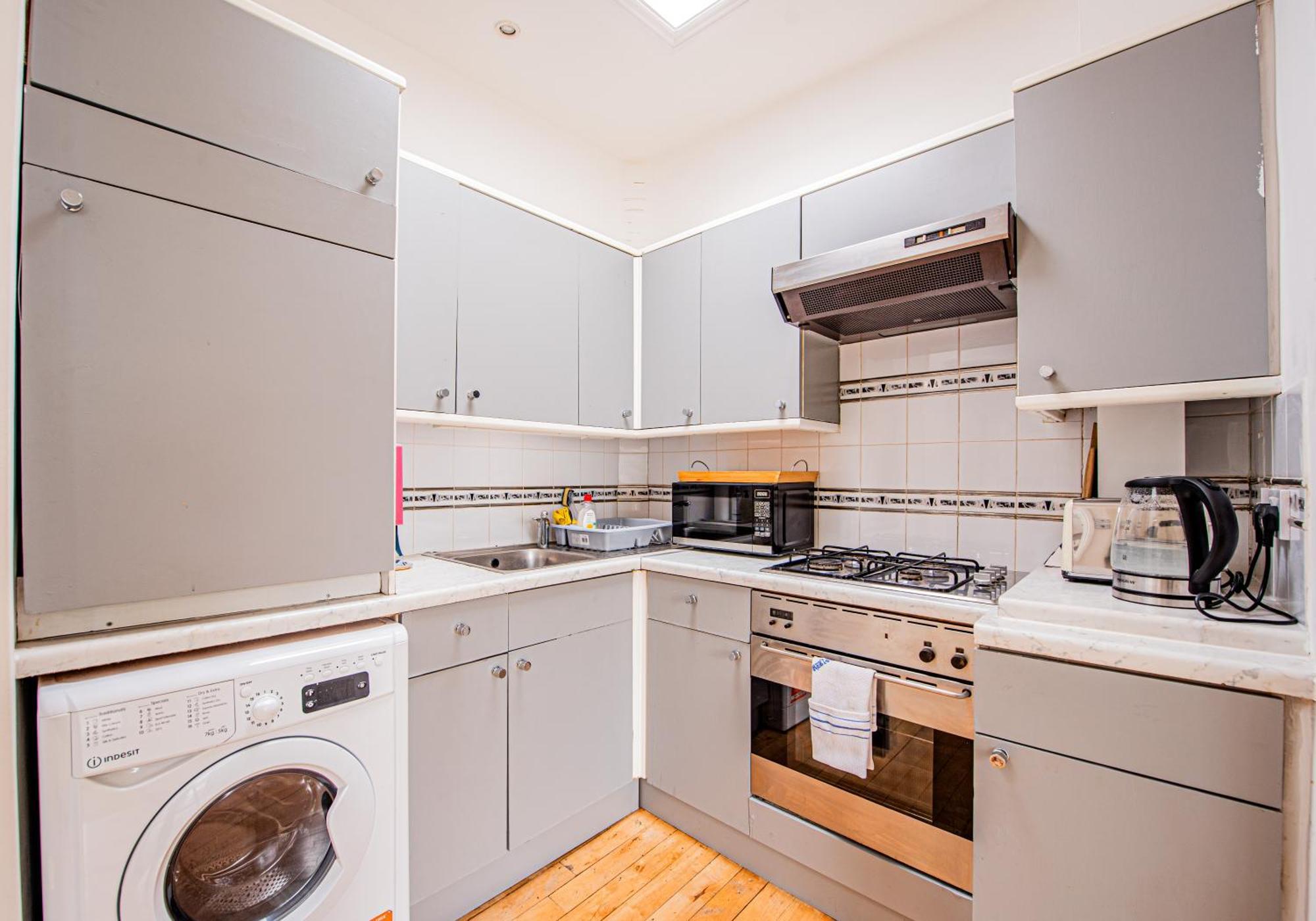 Stylish Flat Near Kensington With Spacious Balcony Appartamento *